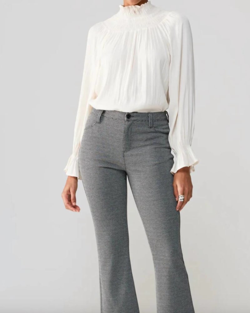 Front of a model wearing a size LRG Ranger Semi High Rise Legging in Geo Check in Geo Check by Sanctuary. | dia_product_style_image_id:326707